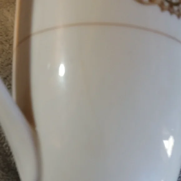 Vintage Elegant Floral Tea Set - Picture 10 of 12